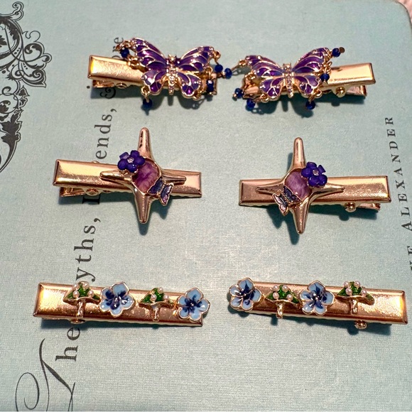 Hot Topic Thorn & Fable Star Butterfly Floral Gold & Purple 3 Pair Hair Clip Set - Picture 2 of 7